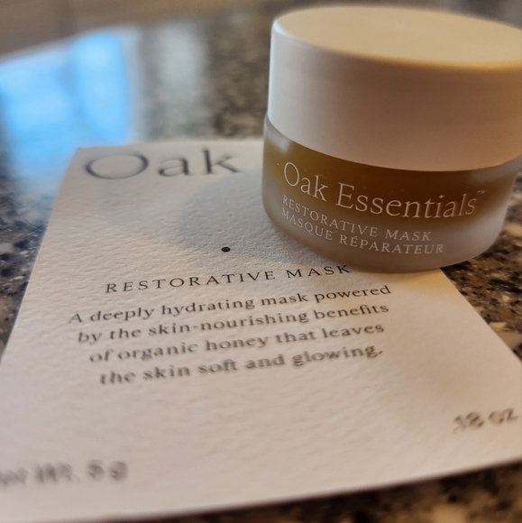 oak essentials restorative mask .18 oz - Picture 2 of 7